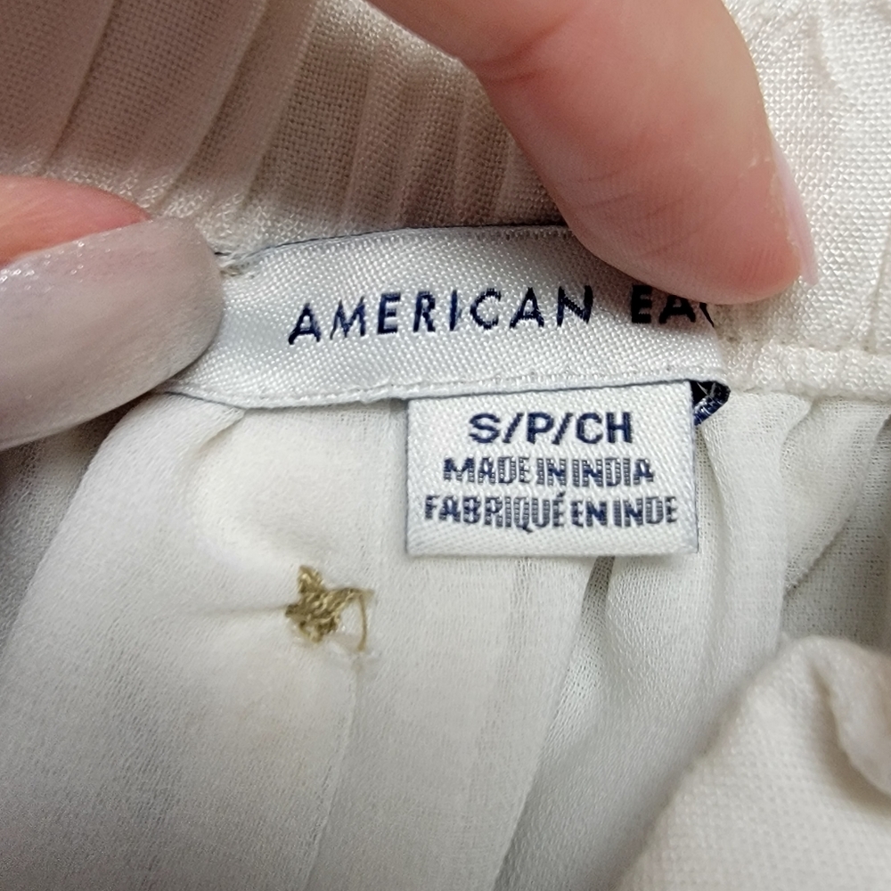 American Eagle Shorts - Picture 5 of 12